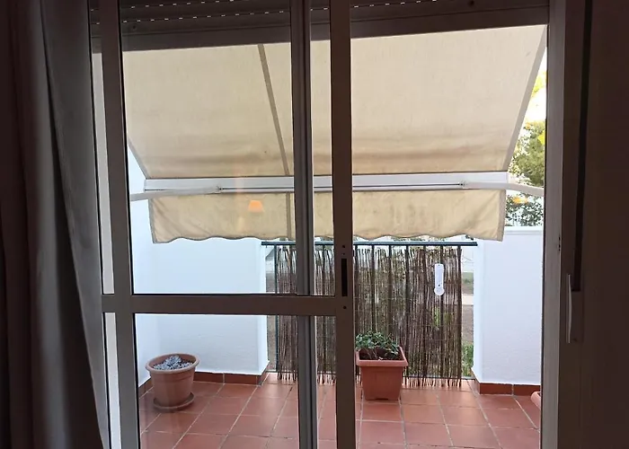 En Zona Atalaya Con Garaje Y Wifi *