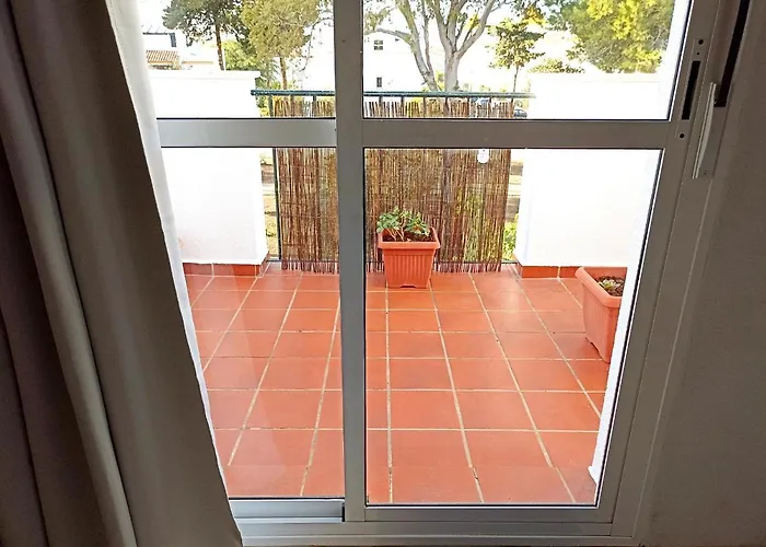 Апартаменти En Zona Atalaya Con Garaje Y Wifi *