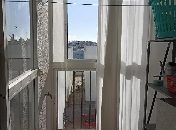 En Zona Atalaya Con Garaje Y Wifi