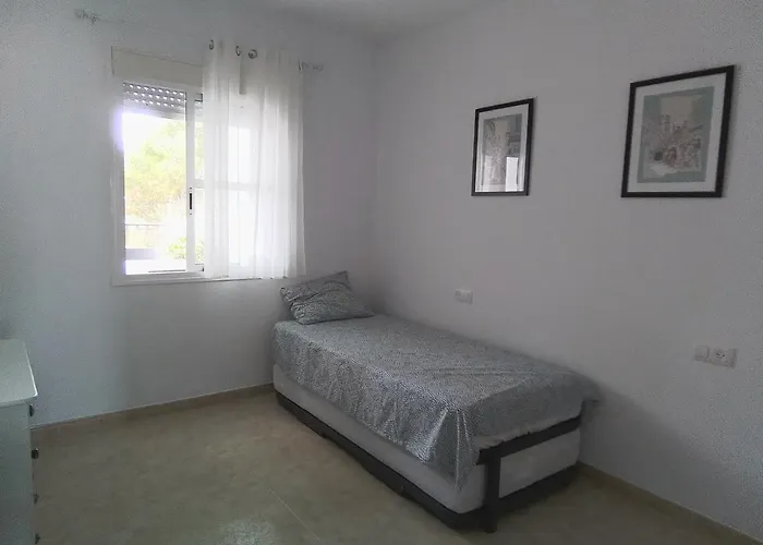 En Zona Atalaya Con Garaje Y Wifi Коніль-де-ла-Фронтера