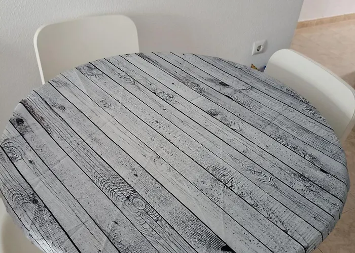 En Zona Atalaya Con Garaje Y Wifi